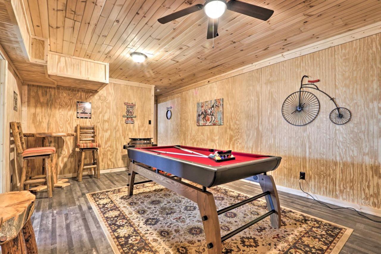 Gatlinburg Cabin With Loft And Game Room 1 Mi To Town Kültér fotó