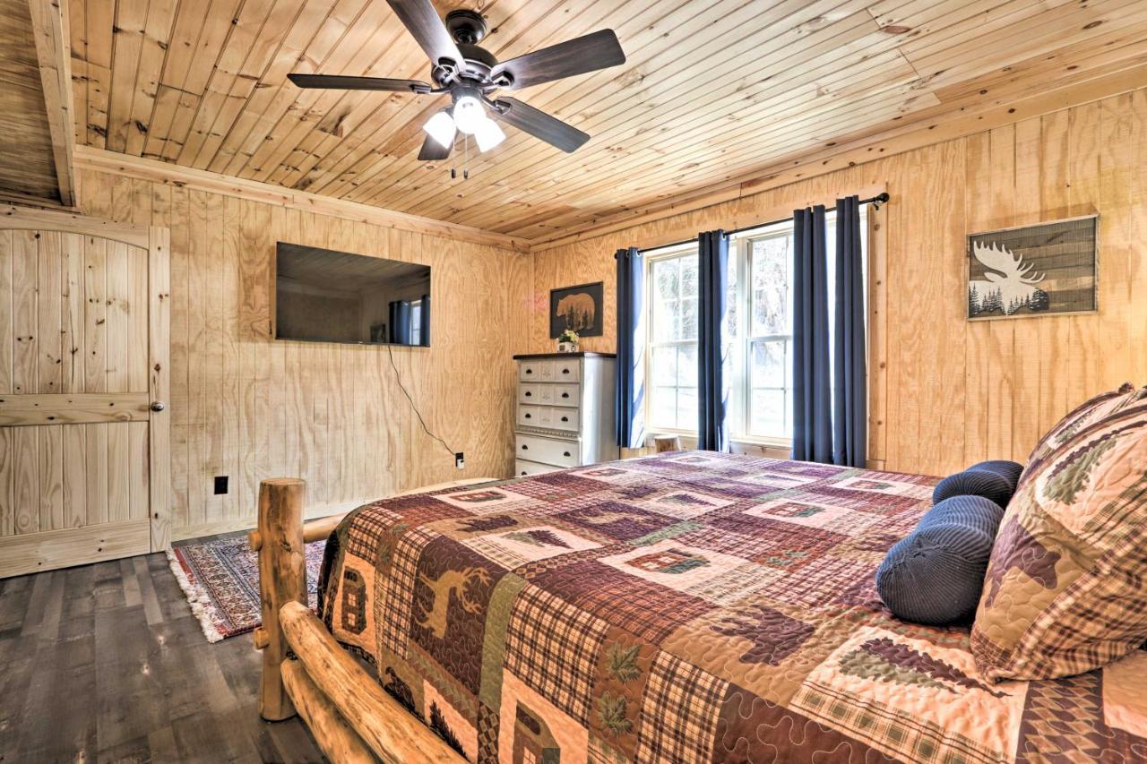 Gatlinburg Cabin With Loft And Game Room 1 Mi To Town Kültér fotó