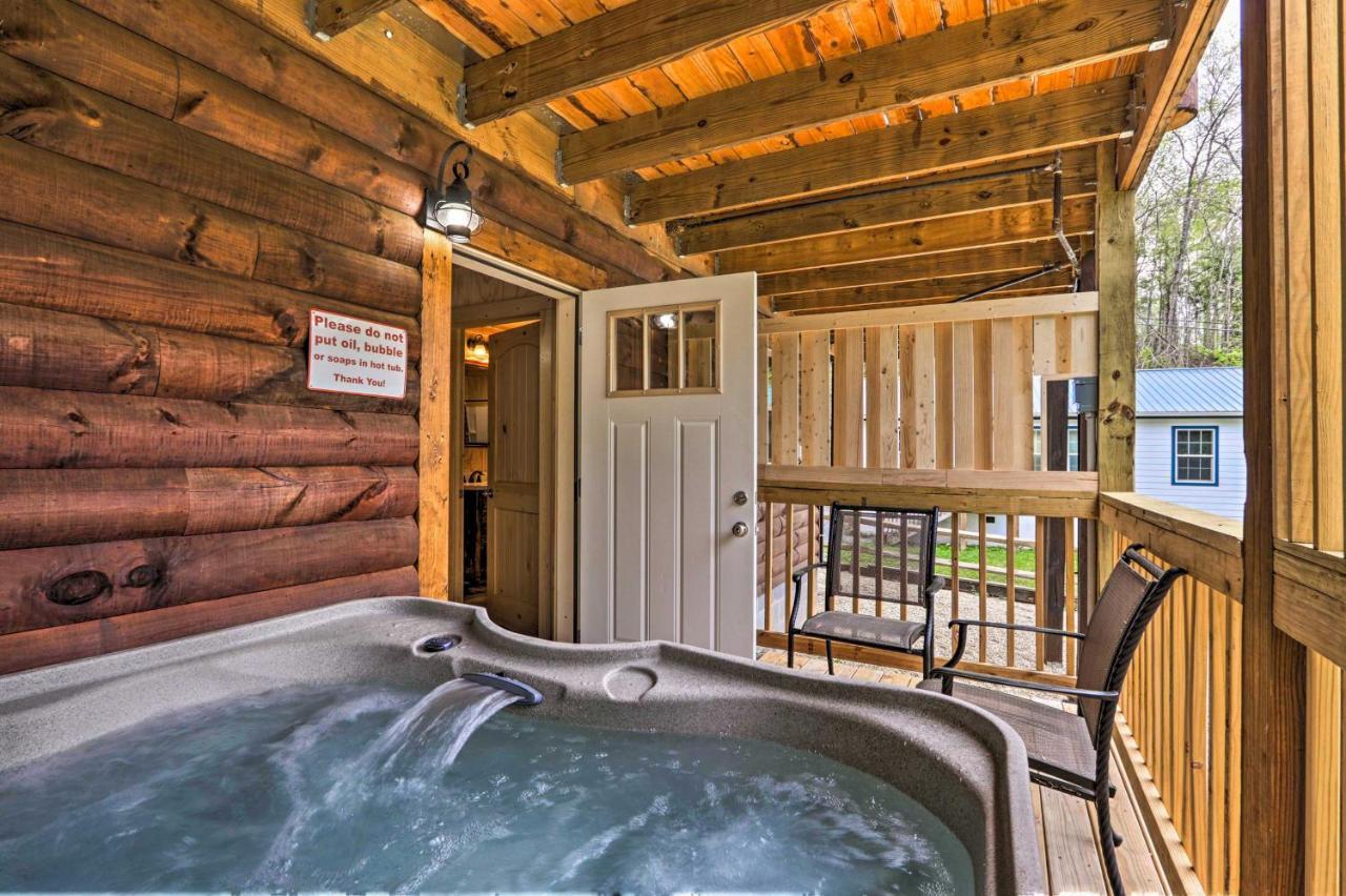 Gatlinburg Cabin With Loft And Game Room 1 Mi To Town Kültér fotó